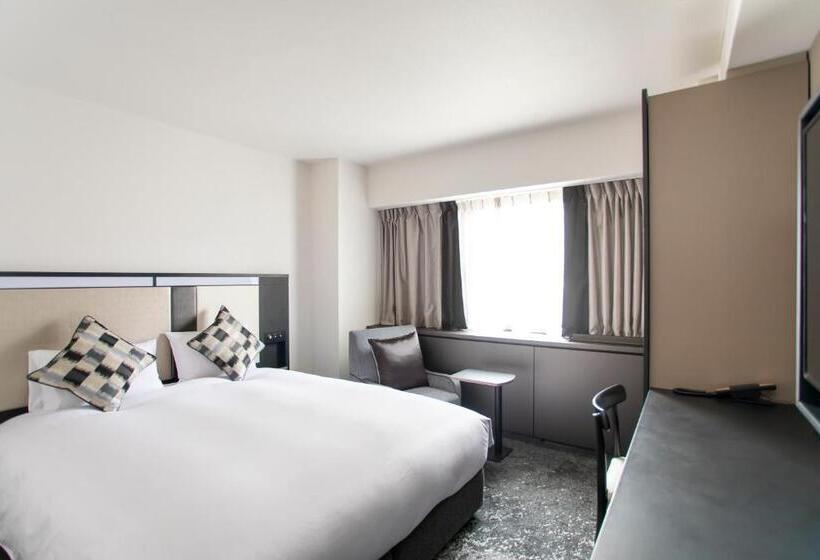 Quarto Estandar, Cross Hotel Osaka
