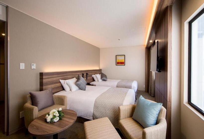 Номер Deluxe, Kawasaki Nikko