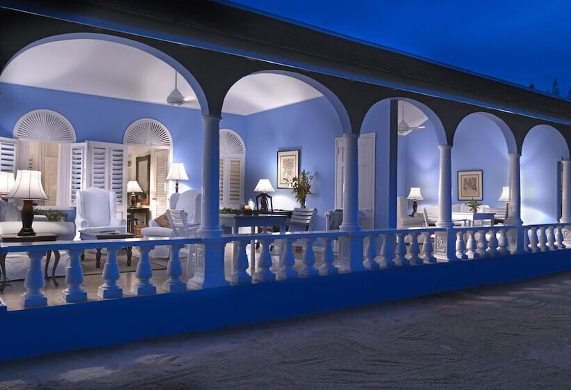 سوئیت پریمیوم, Jamaica Inn