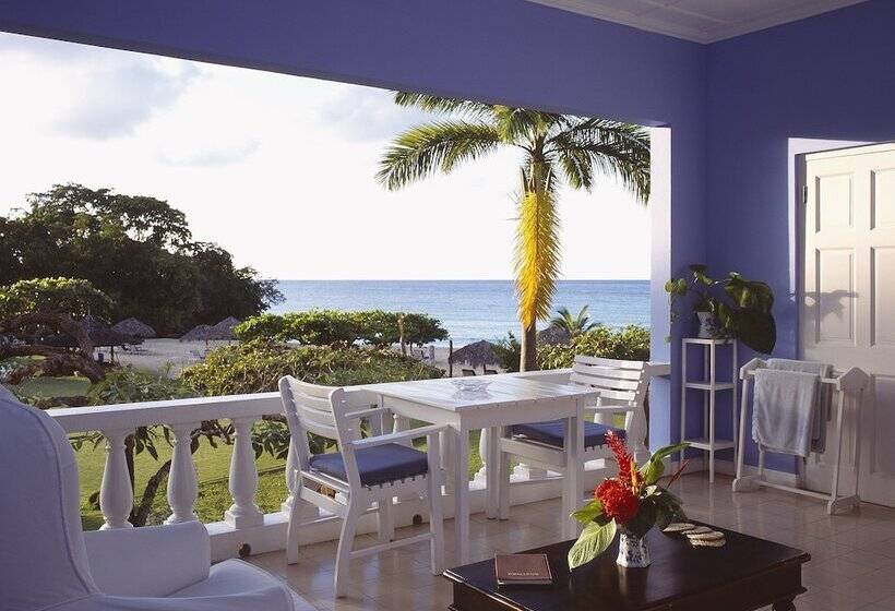 سوییت لوکس, Jamaica Inn