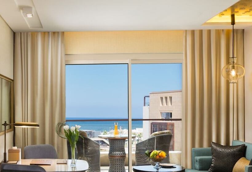 اتاق لوکس با چشم‌انداز دریا, Kempinski Summerland Hotel & Resort Beirut