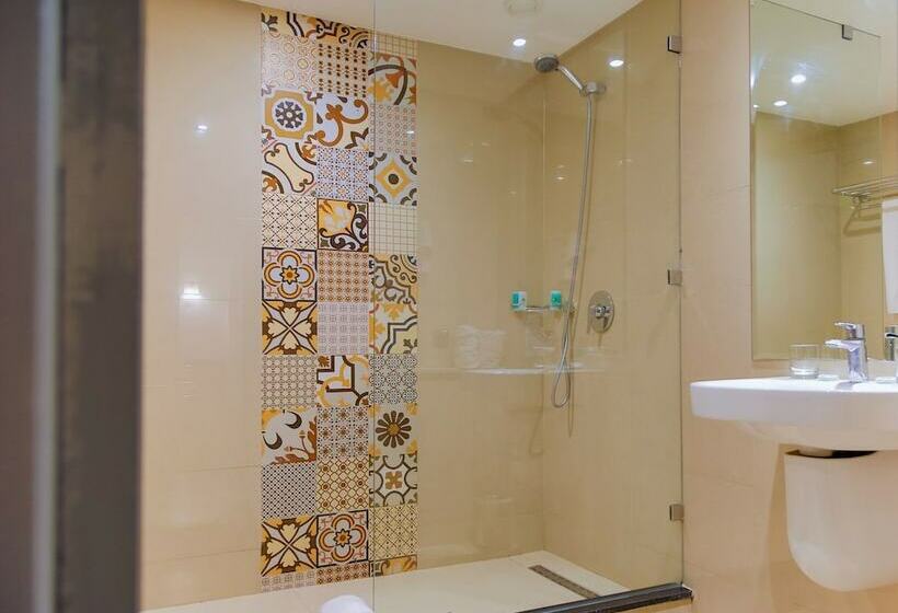 اتاق استاندارد با چشم‌انداز استخر, Rose Aqua Park