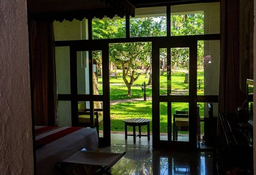 اتاق لوکس با چشم‌انداز باغ, Serena Beach Resort & Spa