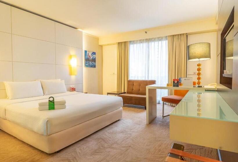 اتاق سوپریور با تخت بزرگ, Seri Pacific Hotel Kuala Lumpur