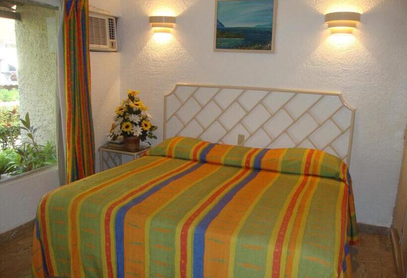 スタンダードバンガロー, Sands Acapulco Hotel & Bungalows