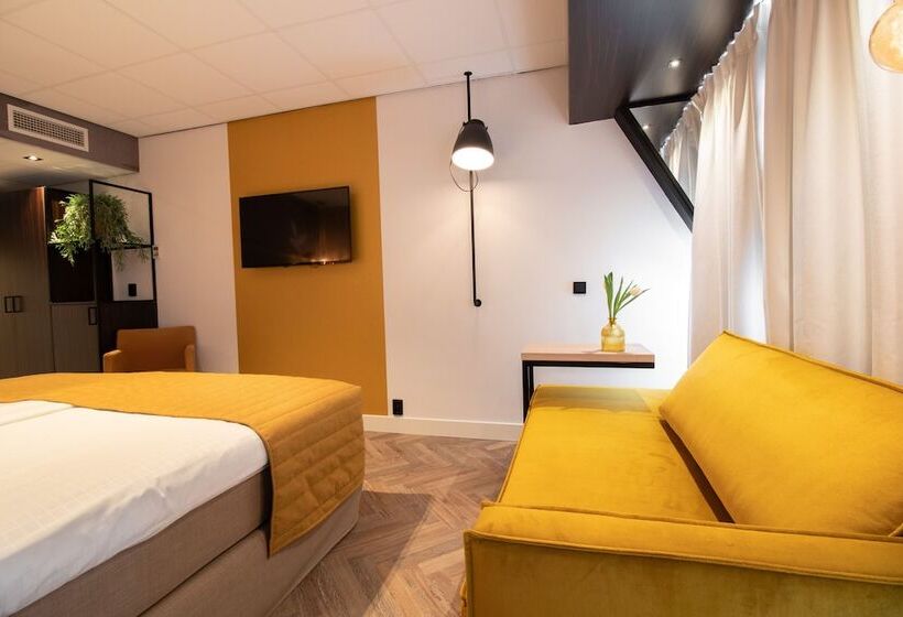 Deluxe Room, Grand Hotel Beatrix