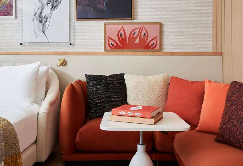 سوئیت رویال, Transcorp Hilton Abuja