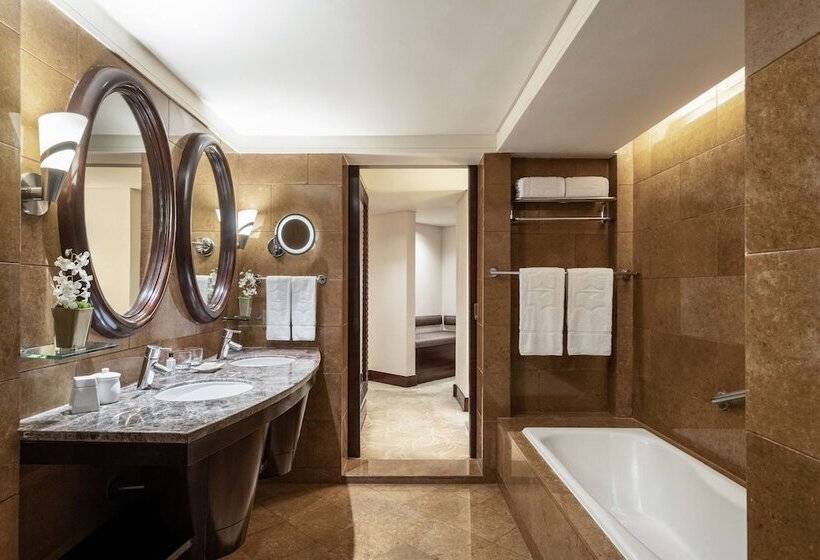 프리미엄 스위트, Edsa Shangrila, Manila