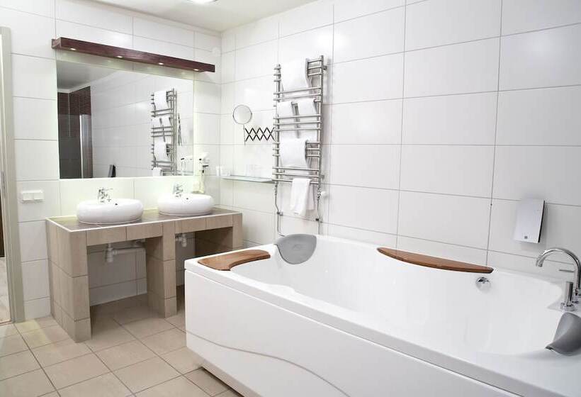Люкс, First Hotel Grand Falun
