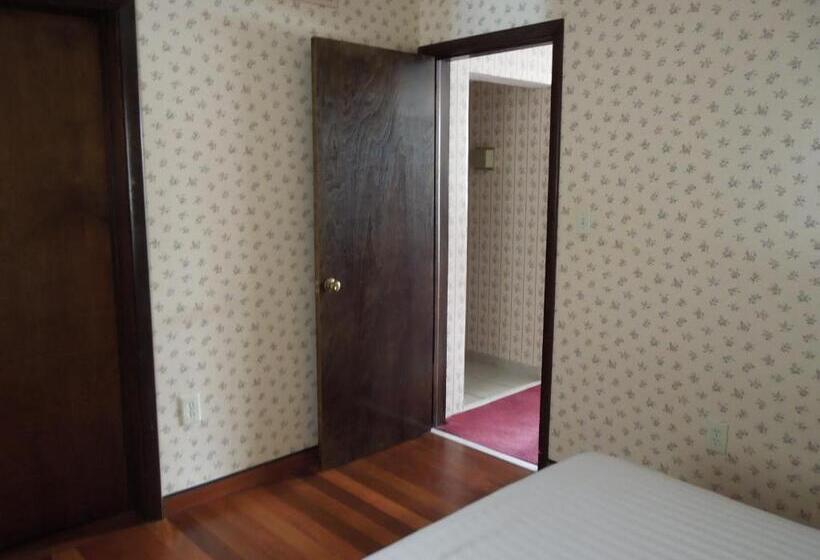 سوییت, Alamar Resort Inn