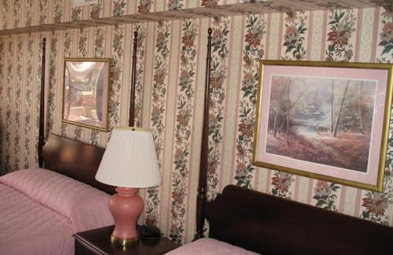 سوییت لوکس, Alamar Resort Inn