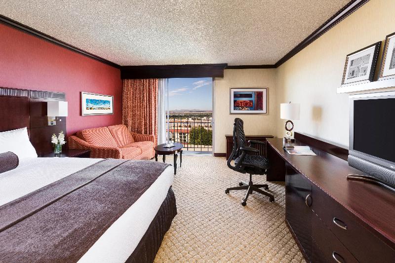 סוויטה אקזקיוטיב, Albuquerque Crowne Plaza, An Ihg