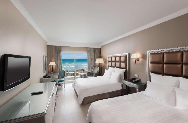 اتاق لوکس با چشم‌انداز, Hilton Alexandria Corniche
