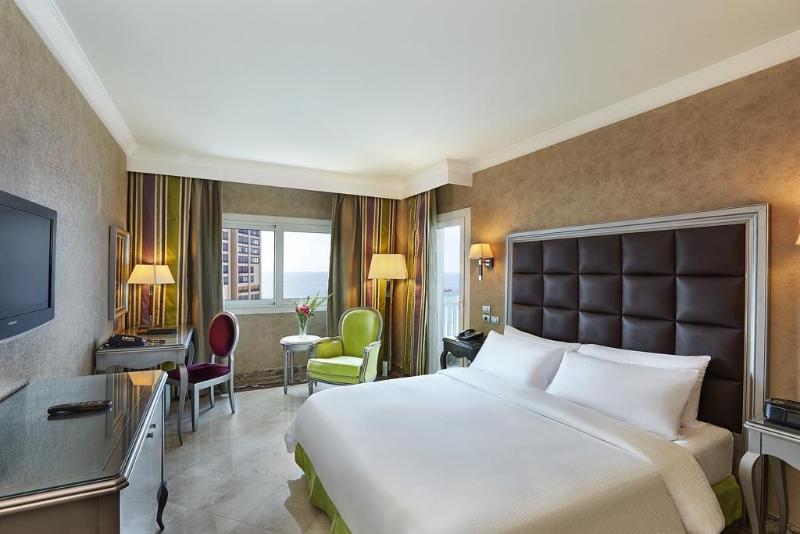 اتاق اجرایی, Hilton Alexandria Corniche