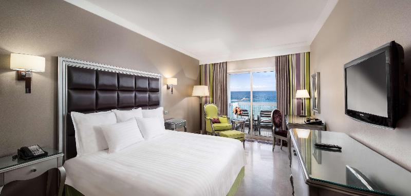 اتاق اجرایی با چشم‌انداز دریا, Hilton Alexandria Corniche