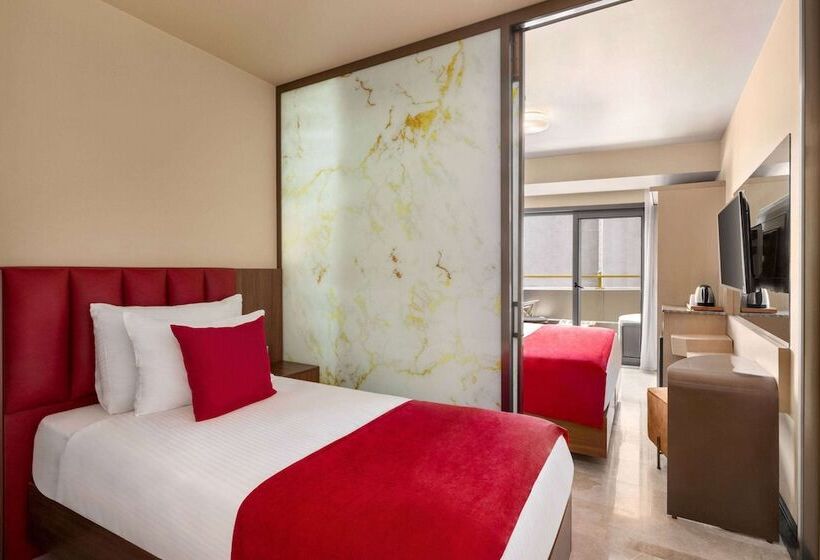 اتاق خانوادگی, Ramada By Wyndham Istanbul Pera