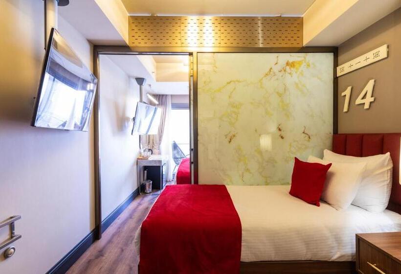 3 Bedroom Suite, Ramada By Wyndham Istanbul Pera