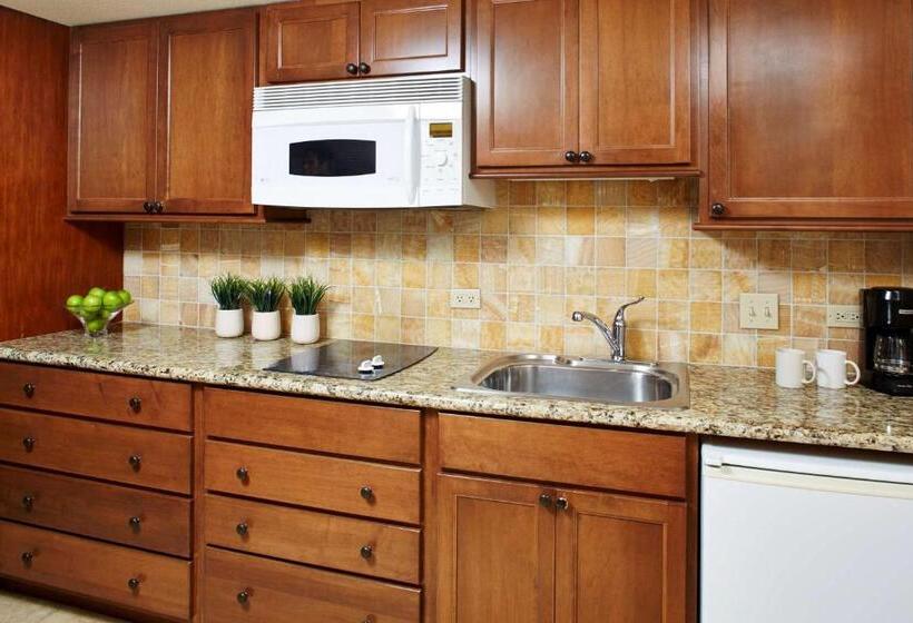 استودیوی استاندارد, Luana Waikiki Hotel & Suites