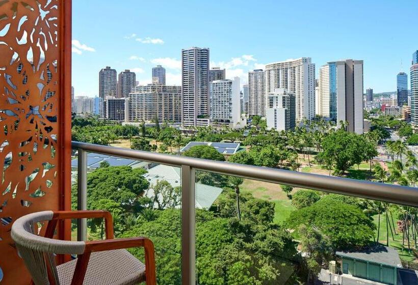 استودیوی استاندارد, Luana Waikiki Hotel & Suites