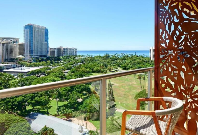 استودیو استاندارد با چشم‌انداز, Luana Waikiki Hotel & Suites