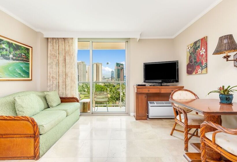 Standard Room Double Bed City View, Luana Waikiki Hotel & Suites