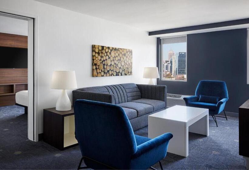 מיטת קינג בסוויטה, Aloft Atlanta Downtown