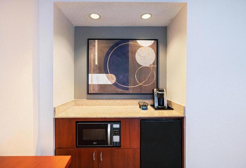 מיטת קינג בסוויטה, Courtyard By Marriott San Antonio Medical Center