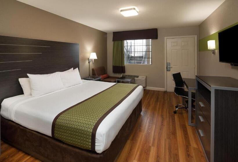 Стандартный Номер Кровать Кинг, Days Inn & Suites By Wyndham Athens
