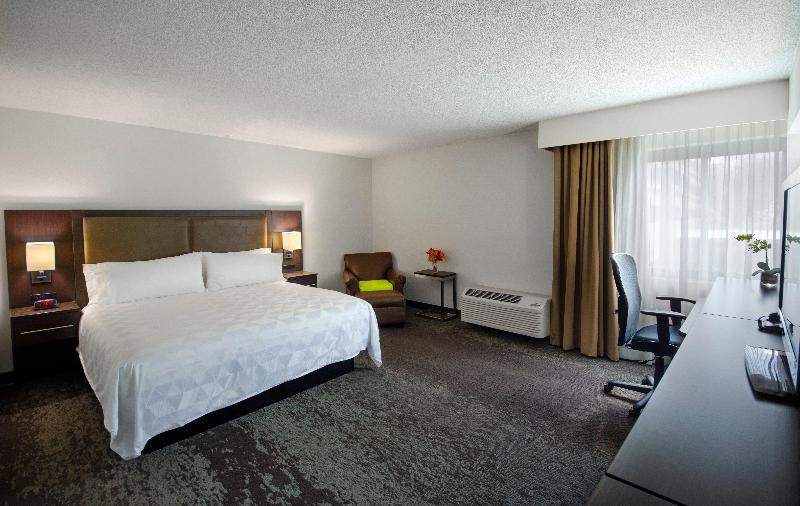 חדר סטנדרט עם מיטת קינג, Holiday Inn Princeton, An Ihg