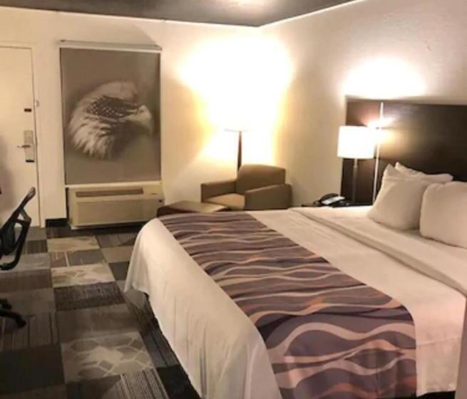 스위트 킹사이즈 침대, Quality Inn At Eglin Afb