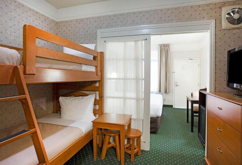جناح عائلي, Ramada Suites By Wyndham San Diego