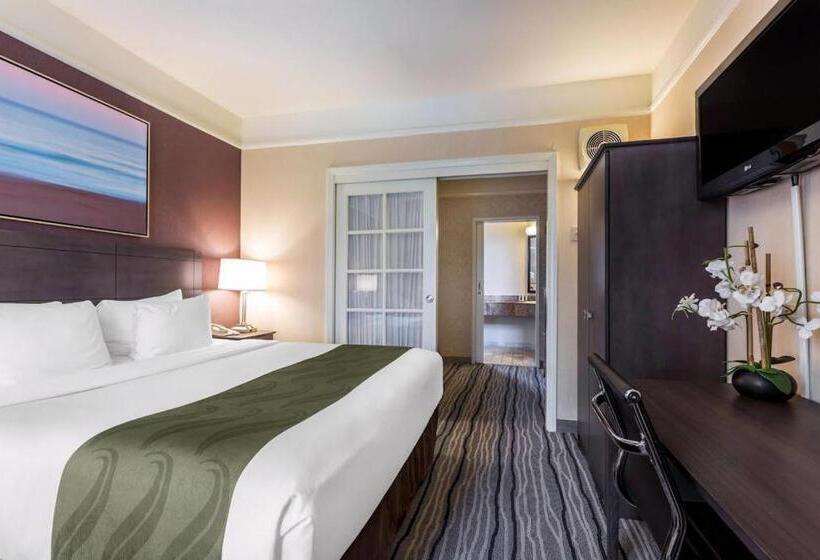جناح ديلوكس سرير كينج, Ramada Suites By Wyndham San Diego