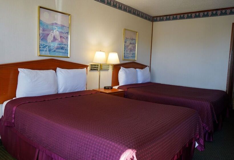 Номер Стандарт, Sunset Inn Clarksville