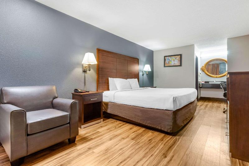 Стандартный Номер Кровать Кинг, Econo Lodge