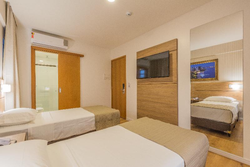 اتاق سوپریور, Eden Roc Inn & Suites Near The Maingate