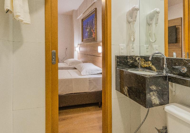 اتاق سوپریور, Eden Roc Inn & Suites Near The Maingate