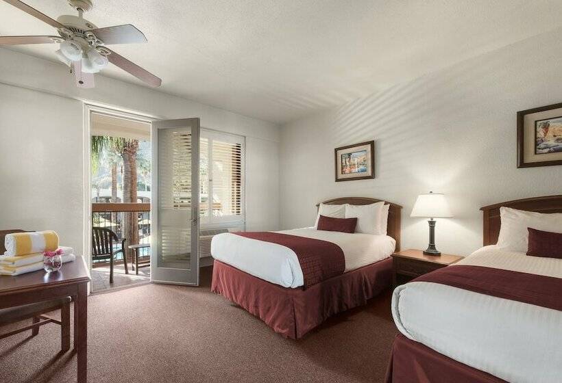 Deluxe-huone Allasnäkymä, Palm Mountain Resort & Spa