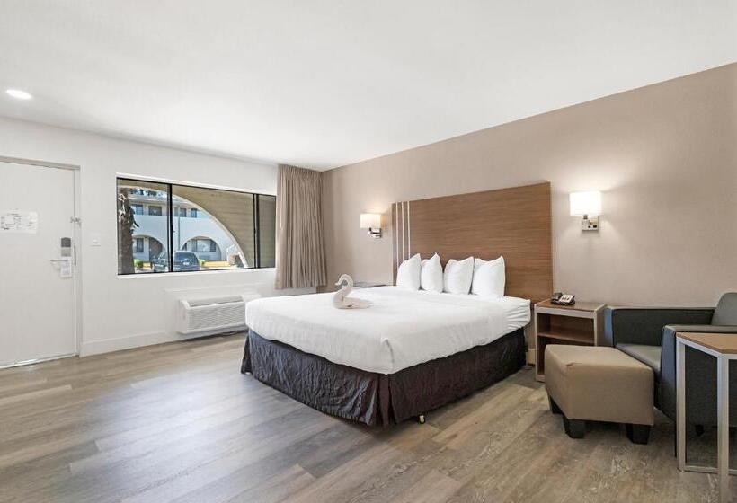 Стандартный Номер Кровать Кинг, Heritage Inn Express Roseville