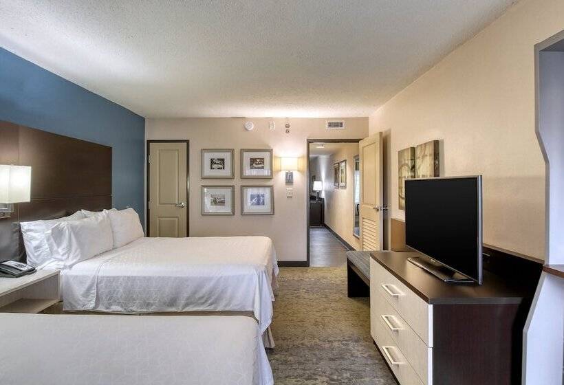 Suite, Holiday Inn & Suites Atlanta Airport North, An Ihg