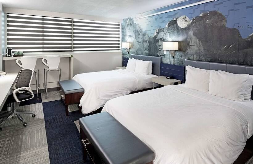 Номер Стандарт 2 Двуспальные Кровати, The Rushmore Hotel & Suites; Bw Premier Collection