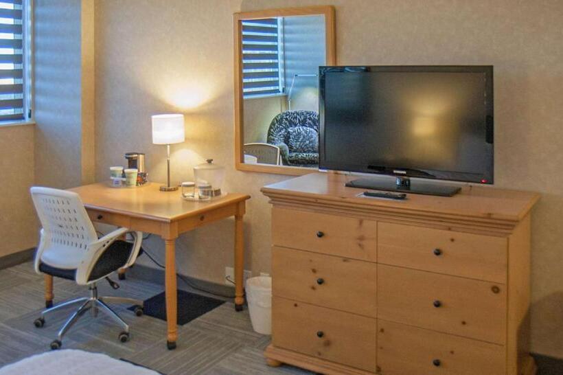 Стандартный Номер Кровать Кинг, The Rushmore Hotel & Suites; Bw Premier Collection