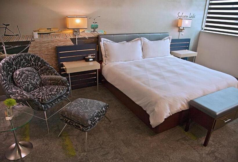 스탠다드 룸 킹사이즈 침대, The Rushmore Hotel & Suites; Bw Premier Collection