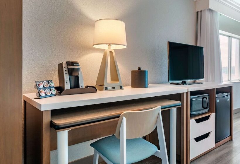 اتاق استاندارد با 2 تخت دوبل, Winter The Dolphin S Beach Club, Ascend Hotel Collection
