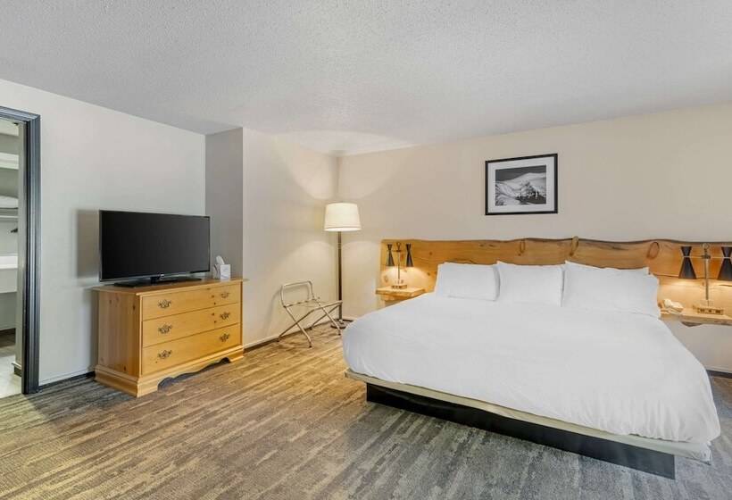 جناح مزود بجاكوزى, Green Granite Inn, Ascend Hotel Collection