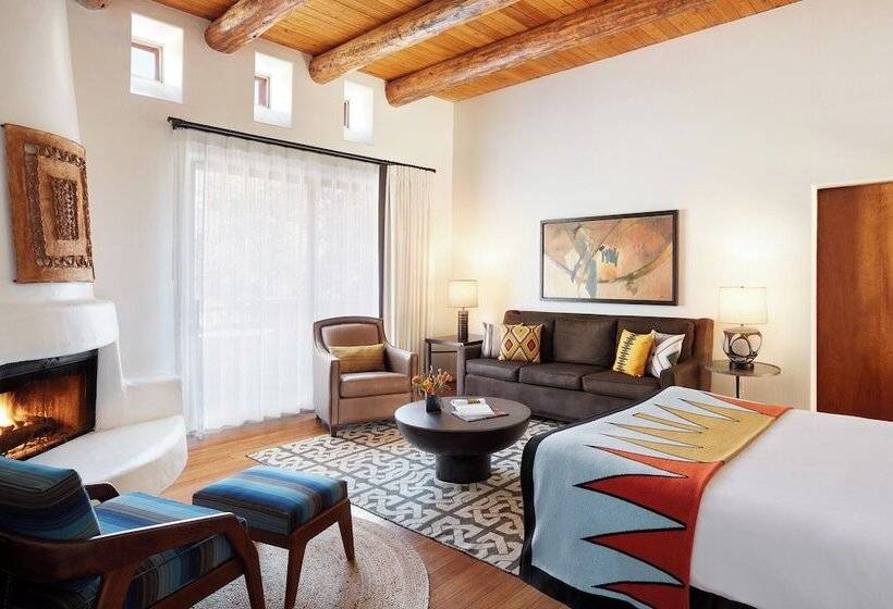 سوئیت با تخت بزرگ, Enchantment Resort
