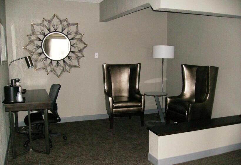 Люкс Кровать Кинг, Best Western Plus Bradford Inn