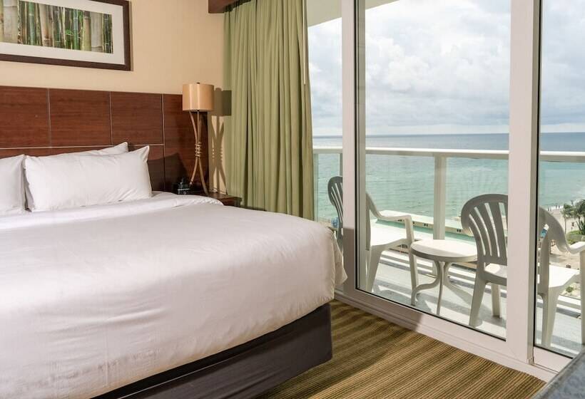 Люкс Боковой Вид на Море, Newport Beachside Hotel & Resort