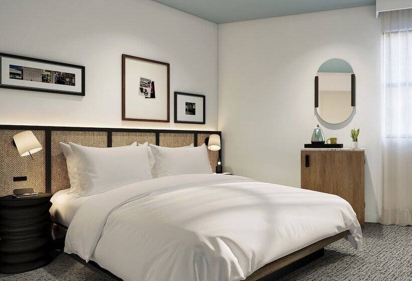 اتاق استاندارد با تخت دوبل, Romer House Waikiki   Adults Only