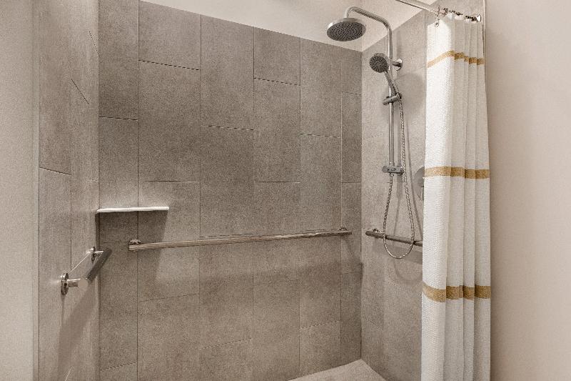 스탠다드 룸 킹사이즈 침대, Crowne Plaza College Park  Washington Dc