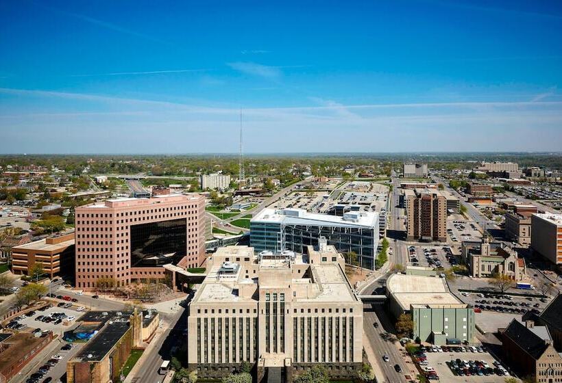 اتاق استاندارد با 2 تخت دوبل, Des Moines Marriott Downtown
